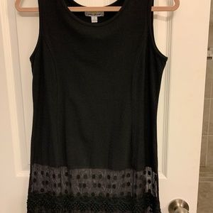 🌹Soft Feminine Black Layering Tank with Lace!
